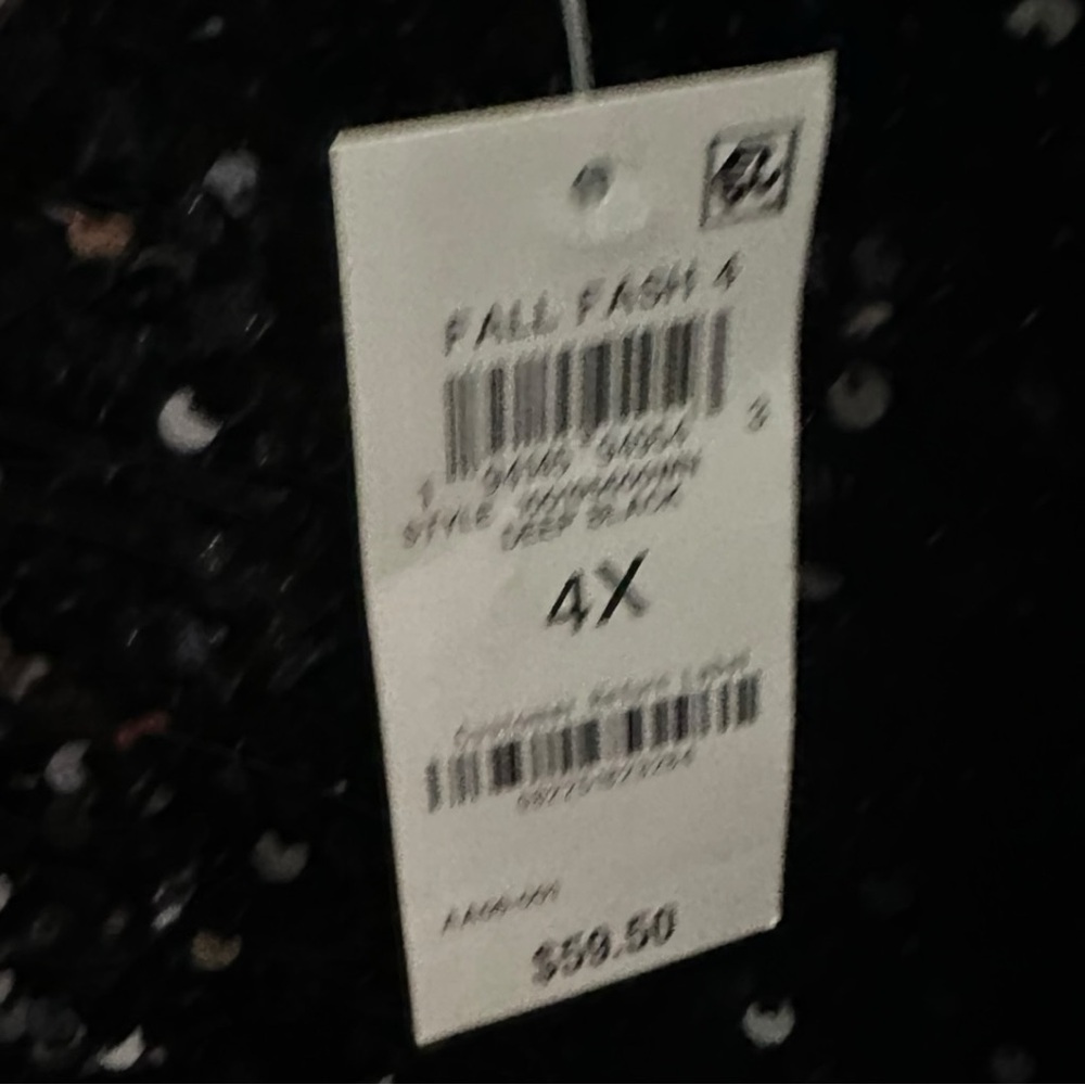 NWT Women’s Black Sequin Scoop Neck Top - Picture 5 of 6
